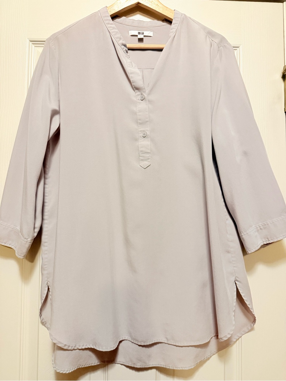 6 of Uniqlo blouse set - Picture 5 of 7